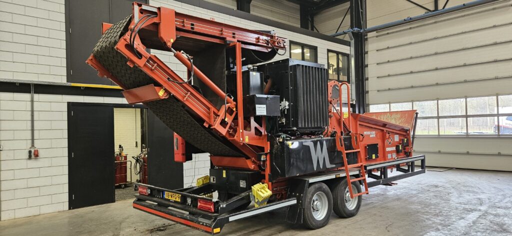 Morbark 2400XP, 2022, ex demo machine, for sale