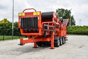 Morbark 3000XP Horizontal Grinder for sale. Several machines, new, used, ex rental.